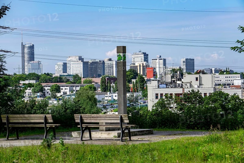 Essener Aussichten, one of 30 viewpoints of Essen, spread throughout the city, here from the Hangetal hill in Essen-Stoppenberg, on the skyline of the city centre, North Rhine-Westphalia, Germany, Europe