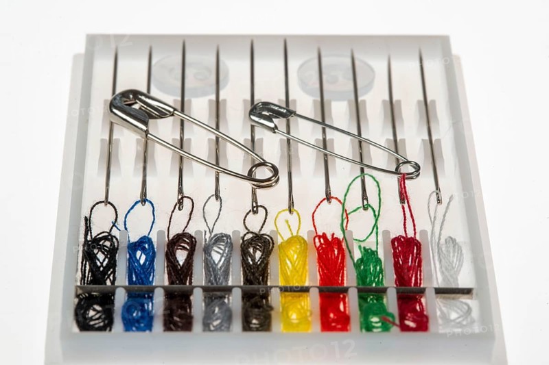 Sewing kit, sewing thread and sewing needles, already threaded, various colours, ready to sew, safety pins, spare buttons, hotel amenities