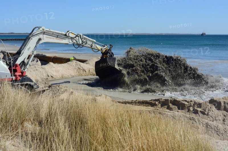 Renaturation, Repair of erosion-damaged beach. Sand is sucked up from the seabed and pumped via pipeline to the beach in Ystad, Skåne, Sweden, Baltic Sea, Scandinavia, Europe