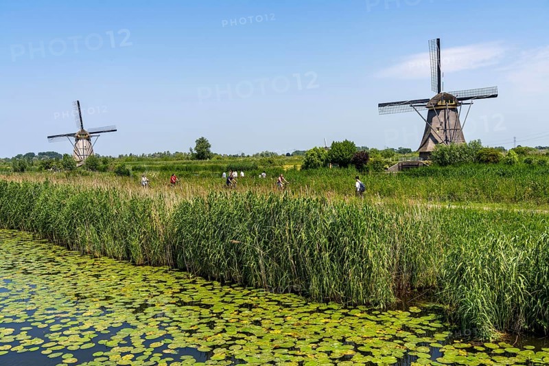Kinderdijk, 18 windmills designed to pump water from the polders to utilise the land, one of the most famous sights, UNESCO World Heritage Site, cycle route, Netherlands