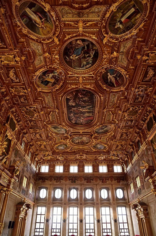 Europe, Germany, Bavaria, Swabia, Augsburg, Rathausmarkt, Town Hall, Renaissance, built 1615 to 1620, Golden Hall, view to the ceiling, Europe