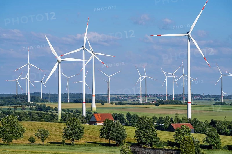 Wind farm north-east of Bad Wünnenberg, East Westphalia Lippe, Paderborn district, with the A44 motorway running through the middle, North Rhine-Westphalia, Germany, Europe