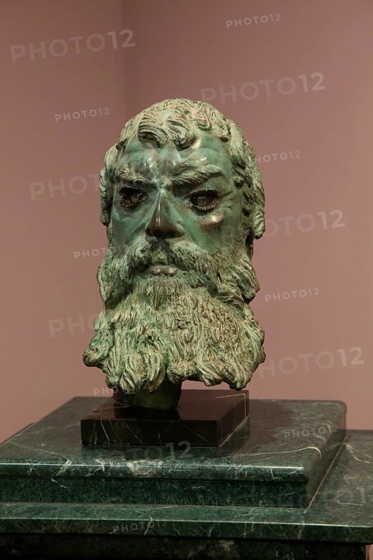 Bronze head sculpture of Thracian King Seuthes III, Kazanlak museum, Bulgaria, Europe