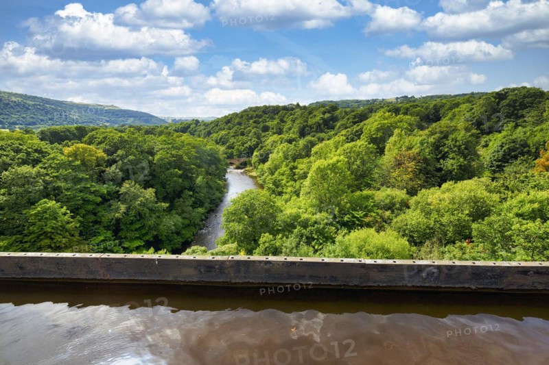 Pontcysyllte Aqueduct, navigable trough bridge, Llangollen Canal, River Dee, river landscape, summer weather, Trevor, Llangollen, UNESCO World Heritage Site, Wrexham, Wales, Great Britain