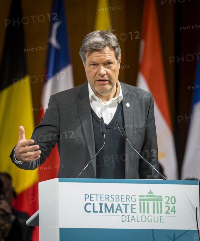 15th Petersberg Climate Dialogue at the Federal Foreign Office. Session TWO with Robert Habeck (Alliance 90/The Greens), Federal Minister for Economic Affairs and Climate Protection and Vice-Chancellor. 'Photographed on behalf of the Federal Foreign Office'