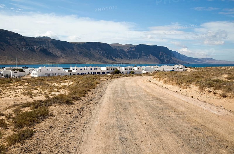 Dirt track leading to Caleta de Sebo village on Graciosa island, Lanzarote, Canary Islands, Spain, Europe