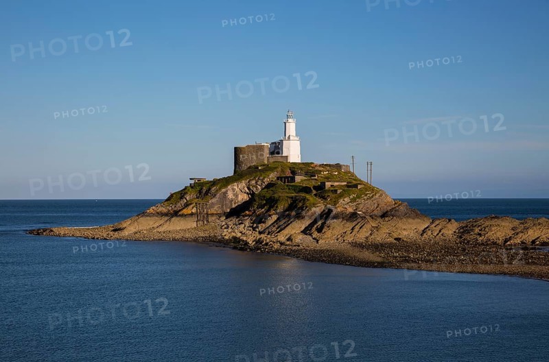 Lighthouse at Mumbles Head, Gower peninsula, near Swansea, South Wales, UK