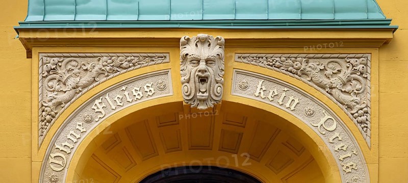 Detail of the left entrance portal of the Luitpold Primary School, built in 1901 in Art Nouveau style, Memmelsdorfer Str. 7A, Bamberg, Upper Franconia, Bavaria, Germany, Europe