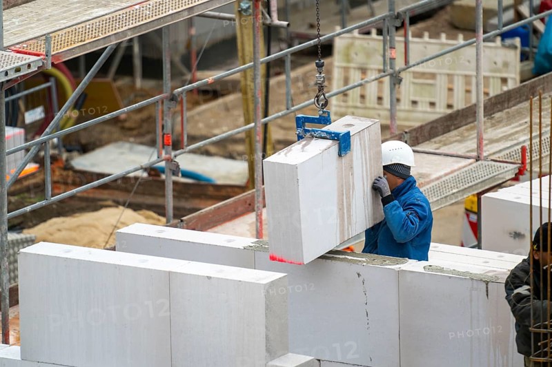Construction site, new construction of apartment blocks, shell construction, North Rhine-Westphalia, Germany, Europe