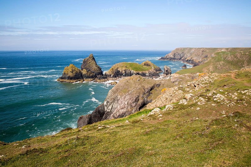 Coastal scenery near Kynance Cove, Lizard Peninsula, Cornwall, England, UK