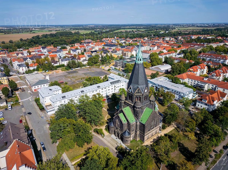 The Trinitatis Church is a neo-Romanesque sacred building in Riesa. With its 75 metre high tower, the church dominates the cityscape. Together with the monastery church, the Riesa-Gröba church and the Riesa-Weida church, the Trinitatis church has formed the Evangelical Lutheran parish of Riesa since January 2009., City view Riesa, Riesa, Saxony, Germany, Europe