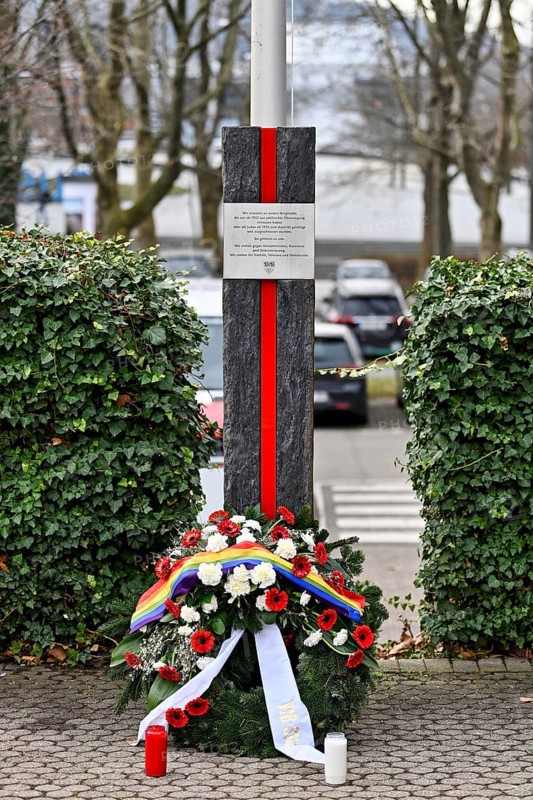 Flowers, commemoration, memorial plaque to the Jews persecuted and excluded from the club from 1932 onwards, club grounds, VfB Stuttgart, Baden-Württemberg, Germany, Europe