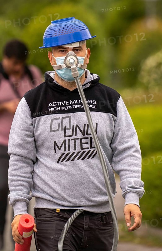 Demonstration against the restrictions in the Corona crisis, anti-vaccination, protest against compulsory masks and other rules, a group, Not without us, Essen, Essen, North Rhine-Westphalia, Germany, Europe