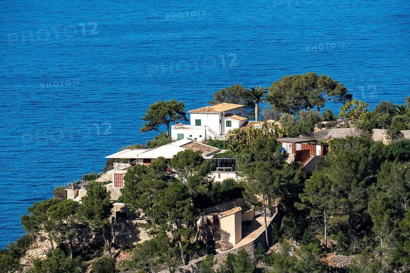 Villas on the cliffs in the north-west of the island, near Alconàsser, Serra de Tramuntana, Majorca, Spain, Europe