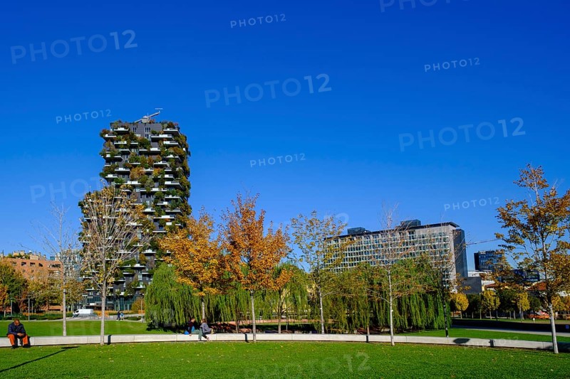 Bosco Verticale, twin tower, green tower block with trees and shrubs, high-rise buildings, skyscrapers, Porta Nuova district, Milan, Lombardy, Italy, Europe