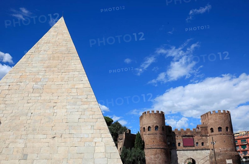 Pyramid of Cestius, Pyramid of Caius Cestius, Piramide Cestia, Piramide di Caio Cestio, tomb of the Roman praetor and tribune Gaius Cestius Epulo and Porta San Paolo, city gate of the Aurelian Wall, Rome, Italy, Europe