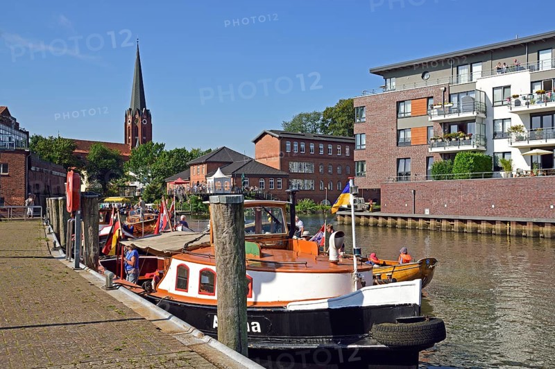 Europe, Germany, Lower Saxony, Buxtehude, Hamburg metropolitan region, Este, harbour, waterfront living, Tuckerboat meeting, Hamburg, Hamburg, Federal Republic of Germany, Europe