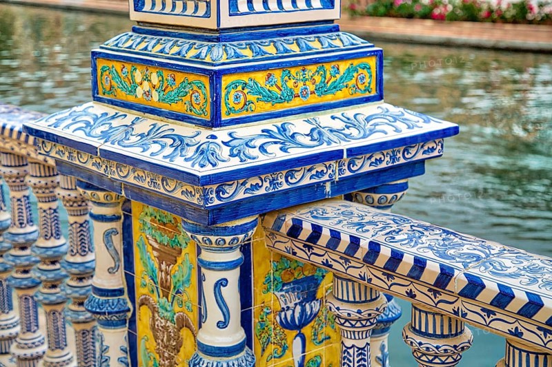 Plaza de Espana, Seville, Architectural details and ornaments