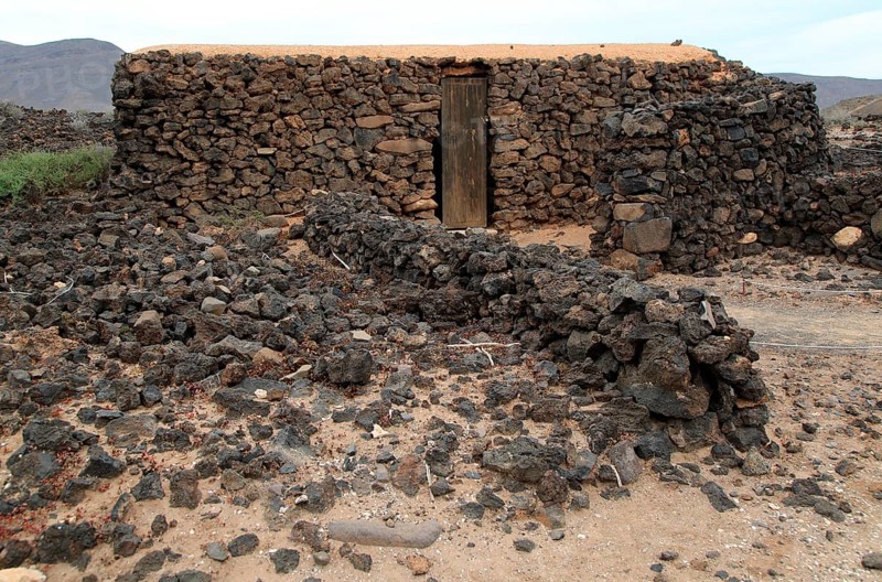 Ruins of pre-Spanish Mahos village, Poblado de la Atalayita, Pozo Negro, Fuerteventura, Canary Islands, Spain, Europe