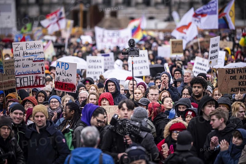 150, 000 people gather around the Bundestag in Berlin to build a human wall against the shift to the right in society. We are the firewall chanted demonstrators from a wide range of social groups. Recordings on 03.02.2024 in Berlin