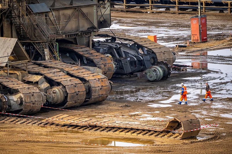 Garzweiler opencast lignite mine, bucket wheel excavator undergoing maintenance and repair, near Jüchen, North Rhine-Westphalia, Germany, Europe