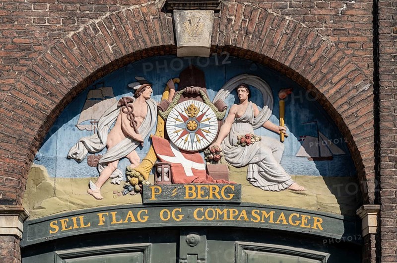 Nyhavn, in the Frederiksstaden district, harbour district with houses over 300 years old, promenade with many cafés, pubs, restaurants, canal, tourist attraction, Copenhagen, Denmark, Europe