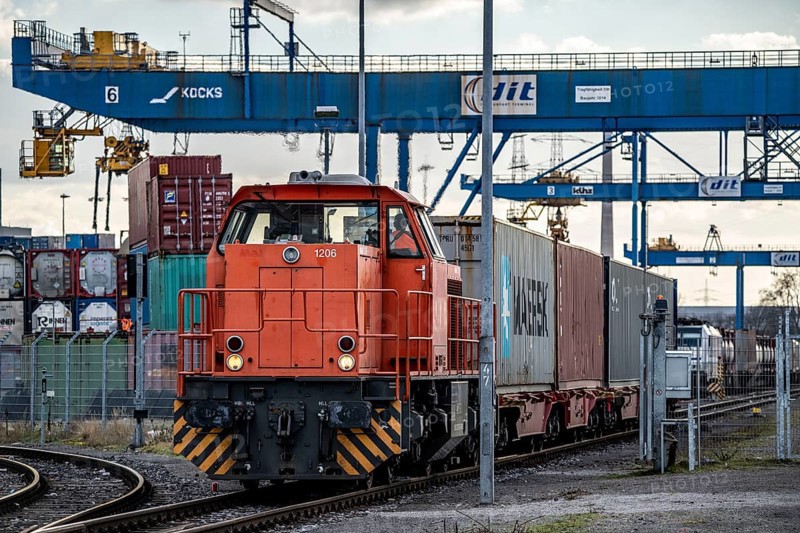 Containers arrive by train at the Logport, DIT, Duisburg Intermodal Terminal, part of the new Silk Road, from China to Duisburg-Rheinhausen, North Rhine-Westphalia, Germany, Europe