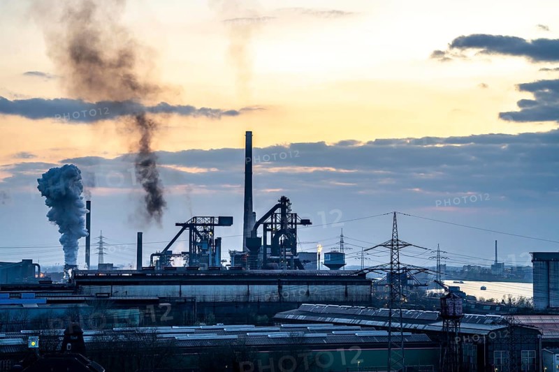 Hüttenwerke Krupp-Mannesmann, HKM in Duisburg-Hüttenheim, coking plant and 2 blast furnaces, North Rhine-Westphalia, Germany, Europe