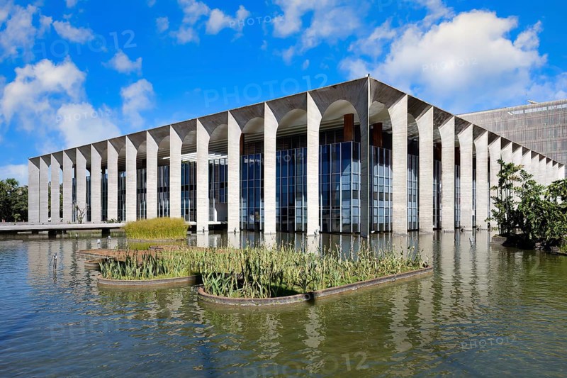 Foreign Ministry building, Itamaraty Palace or Palace of the Arches, designed by Oscar Niemeyer, World Heritage Site, Brasilia, Federal district, Brazil, South America