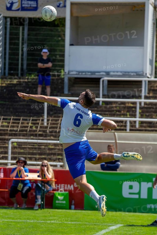 Fistball: Union Tigers Vöcklabruck against TV Käfertal (IFA 2024 Fistball World Tour Finals Mannheim, preliminary round match Group A) . Picture: Marcel Stoklasa (6, Käfertal)