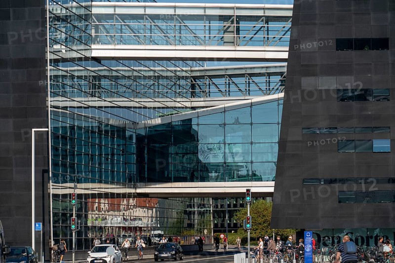 The Danish Royal Library, new building, the so-called Black Diamond, at the harbour, connecting bridges to the old building, Holmen, Copenhagen, Denmark, Europe
