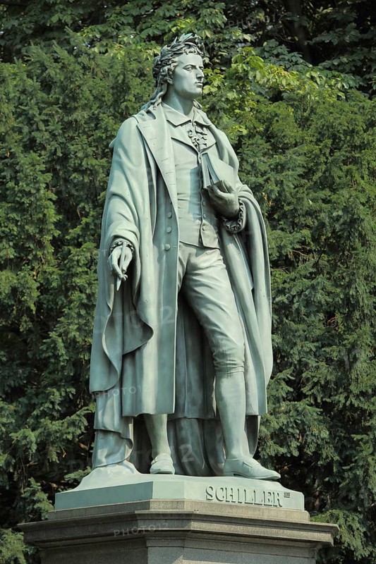Monument to Friedrich Schiller, sculpture, inscription, Taunusanlage, city centre, Main, Frankfurt, Hesse, Germany, Europe