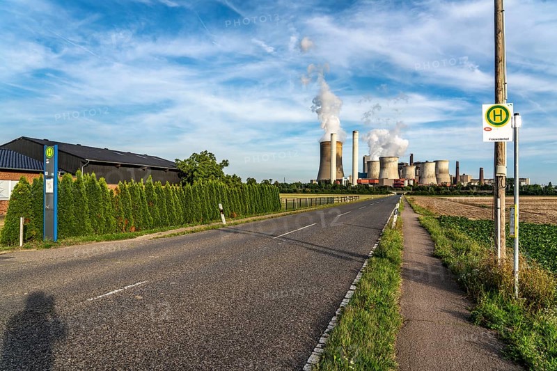 Public transport in the countryside, bus stop of line 924, REVG Rhein-Erft-Verkehrsgesellschaft mbH, near Frauweilerhof, at the Niederaußem power station, operates weekdays between 6 a.m. and 6 p.m., Bergheim, North Rhine-Westphalia, Germany, Europe