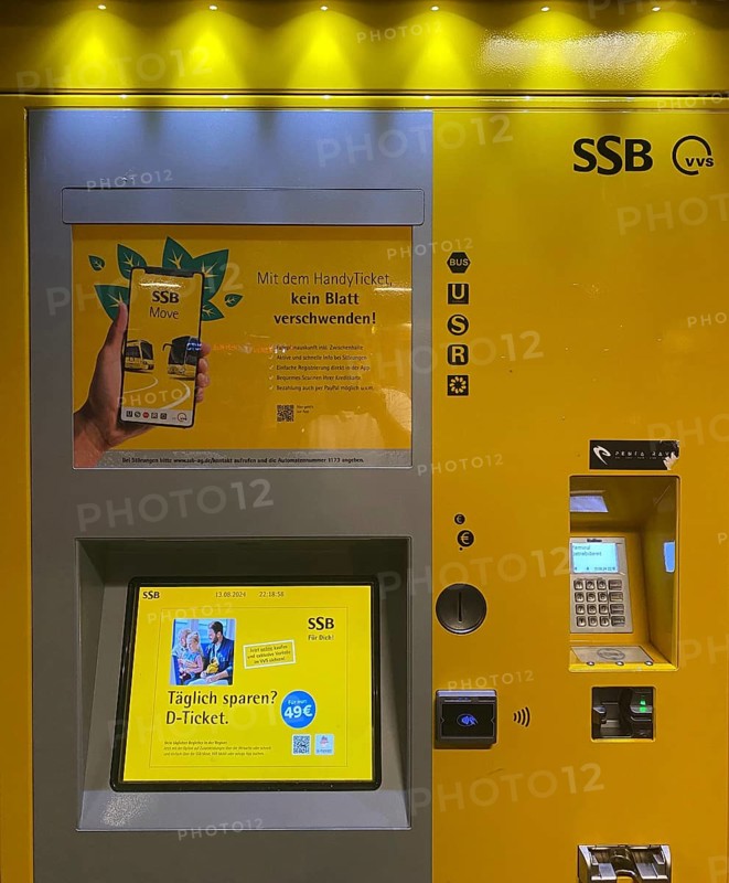 New ticket vending machine, ticket machine, ticket terminal, SSB, Stuttgarter Straßenbahnen AG, VVS, Verkehrsverbund Stuttgart, Stuttgart, Baden-Württemberg, Germany, Europe