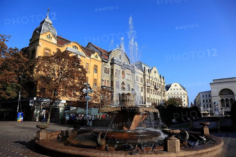 Banat, Timisoara, Timisoara, Old Town, Fountain at Piata Victoriei, Victory Square, Romania, Europe