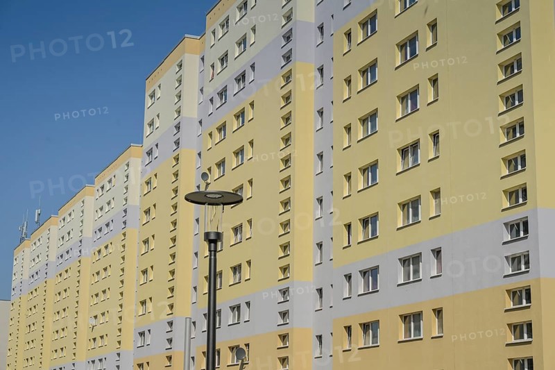 Prefabricated building, residential building, Rhinstraße, Herzberge, Lichtenberg, Berlin, Germany, Europe