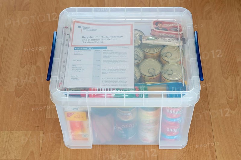 Emergency preparedness, food supply in a private household, box of long-life food, 10-day supply, according to the recommendations of the Federal Office of Civil Protection and Disaster Assistance
