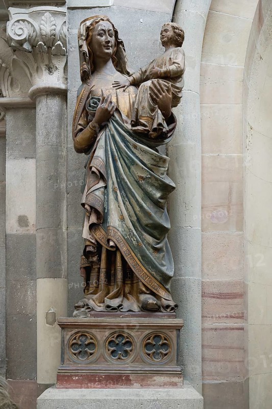 Magdeburg cathedral, Blessed Virgin Mary statue holding the Christ in her arms, Magdeburg, Saxony Anhalt, Germany, Europe