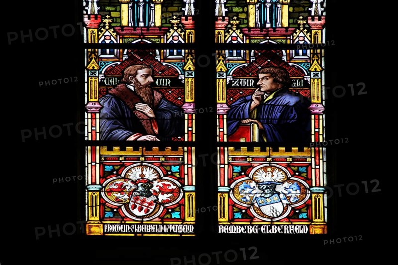 Colourful stained glass window with reformers Johannes Calvin and Huldrych Zwingli, stained glass, arts and crafts, reformer, church history, celebrity, black, silhouette, Katharinenkirche, Oppenheim, Rhine-Hesse region, Rhineland-Palatinate, Germany, Europe