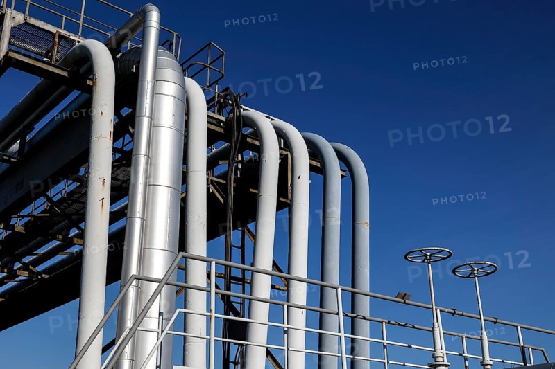 Crude oil pipeline of Ölhafen Rostock GmbH, EUROPORTS. The oil pipeline supplies the PCK refinery Schwedt, Rostock, 08/02/2023