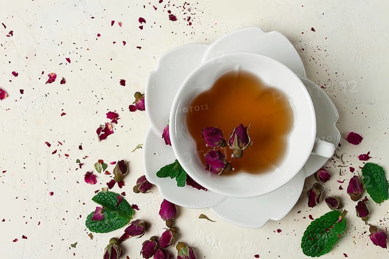 Cup of tea, damask rose, pink tea, close-up