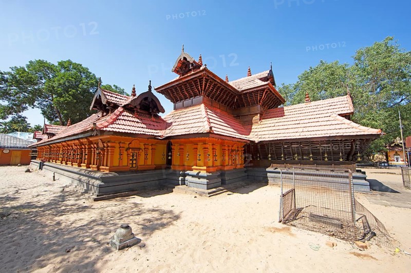 Mararikulam Shiva Temple Marari, Kerala, India, Asia