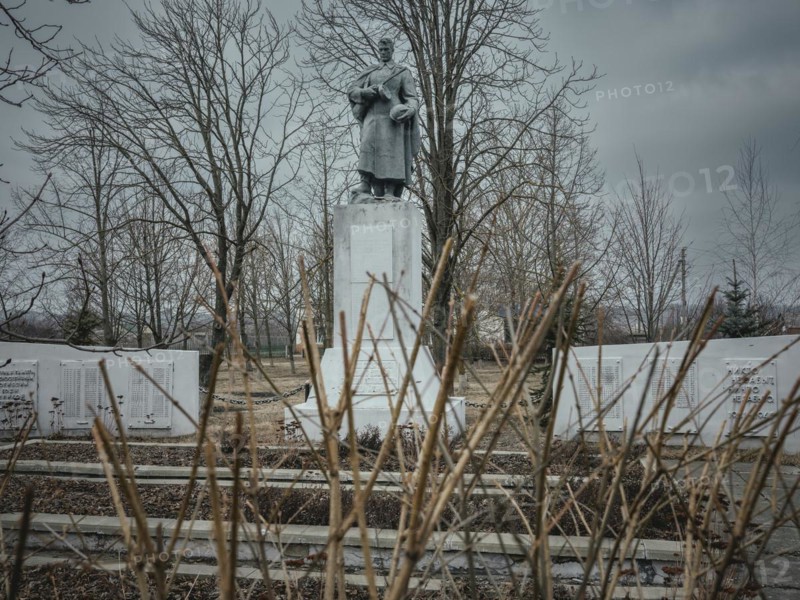 Memorial in honour of the fallen of the Second World War, the so-called Great Patriotic War between the German Reich and the Soviet Union, Borshchivka, Raion Isyum, Kharkiv Oblast, Ukraine, Europe