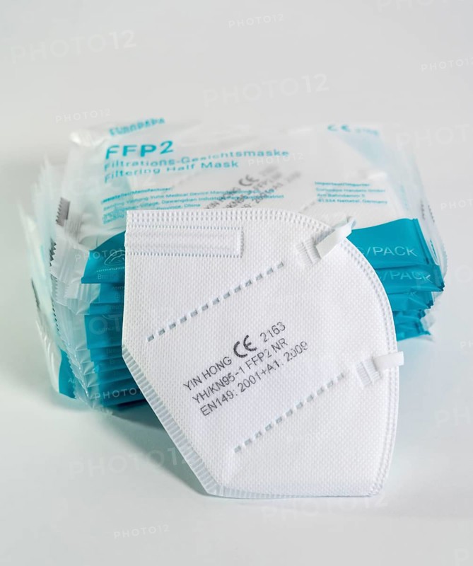 Pack of FFP2 protective masks, face masks, with CE marking
