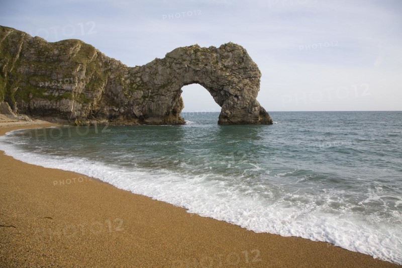 Famous natural coastal arch of Durdle Door on the Jurassic coast, Dorset, England, United Kingdom, Europe