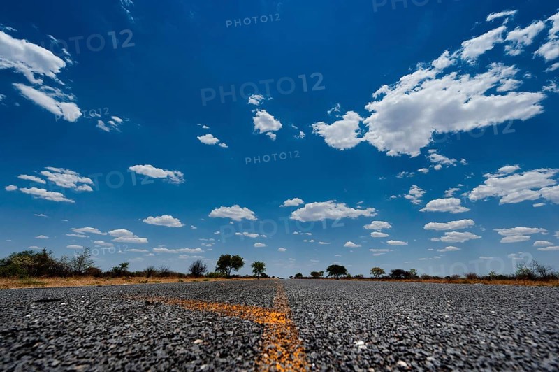 Highway, road, asphalt, road marking, marking, traffic, traffic rules, empty, nobody, mobile, mobility, car, driving, journey, road trip, movement, clouds, blue sky, Botswana, Africa