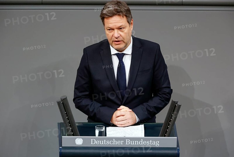 Federal Minister for Economic Affairs Robert Habeck in front of the start of his government statement in the German Bundestag, Berlin, 26 January 2023
