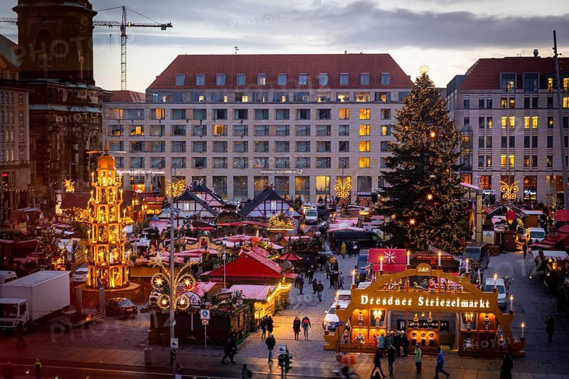 A few days in front of the opening of the Dresden Striezelmarkt, a lighting test was carried out today, during which the Striezelmarkt tree, the nativity scene scene, the candle arch and the pyramid were briefly illuminated, Dresden, Saxony, Germany, Europe