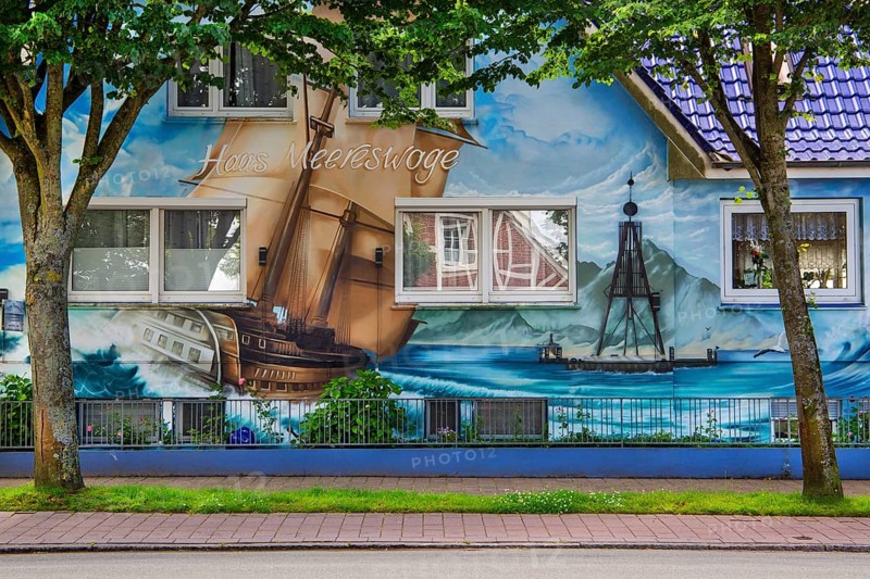 Maritime painted house front in the Duhnen district, North Sea spa town of Cuxhaven, North Sea coast, Elbe, Elbe estuary, Lower Saxony, Germany, Europe