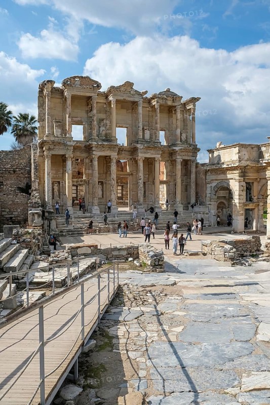 Celsus Library, on the right the south gate of the Agora, ancient city of Ephesus, Efes, Izmir province, Turkey, Asia